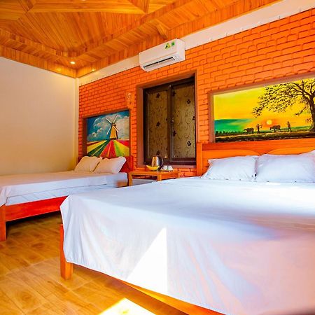 Hillside View Homestay Фонг Нха Екстериор снимка