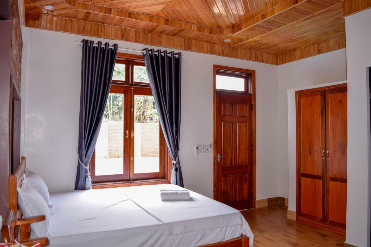 Hillside View Homestay Фонг Нха Екстериор снимка